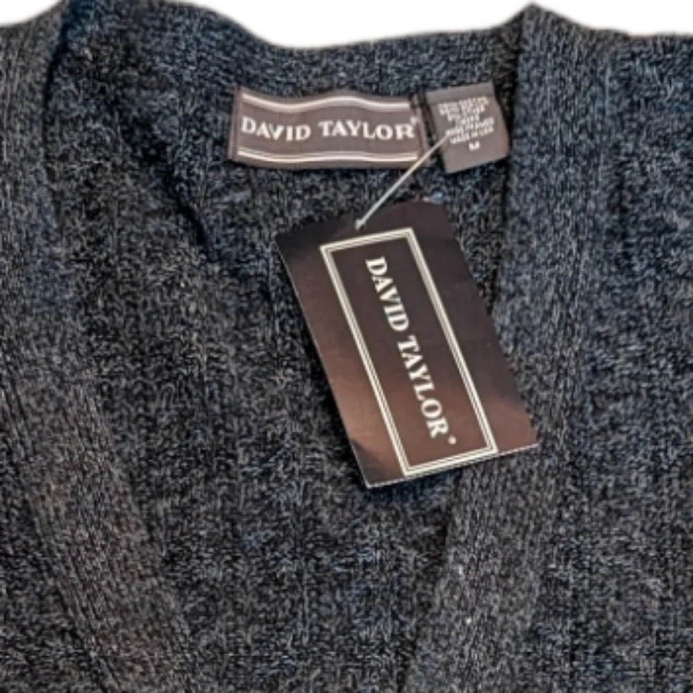 NWT...David Taylor Charcoal Gray Cable Knit Cardigan Sweater...Size Medium